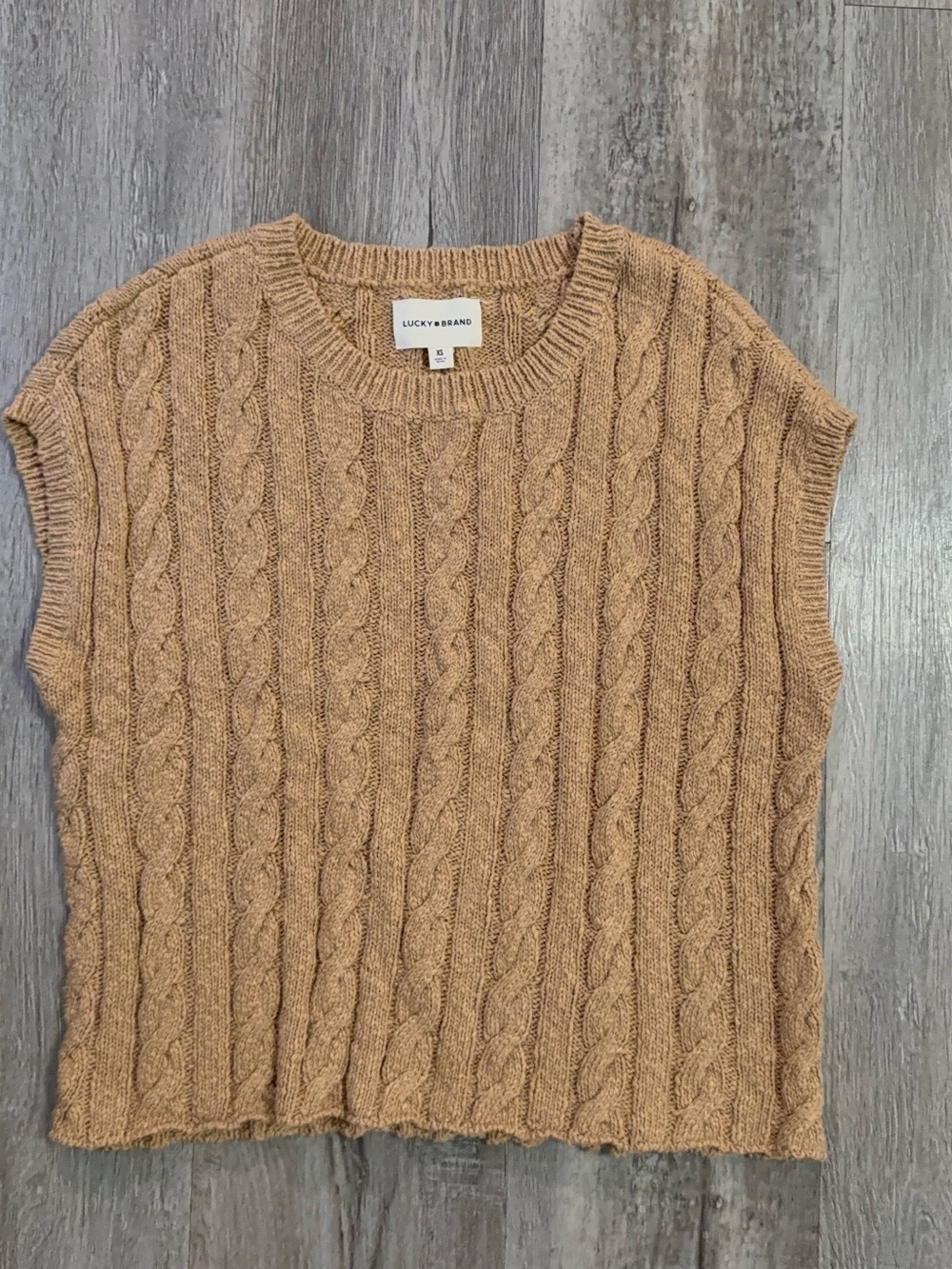 Lucky Brand Cable Knit Sleeveless Crew Neck Sweater Vest - Camel Brown